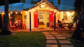 Гостиница Red Door Hostel Anjuna  Анджуна